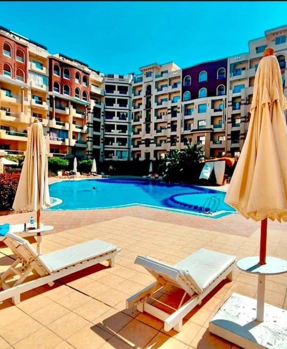 Sunny Studio With 3 Swimming Pools Florenza Hurghada Ngoại thất bức ảnh