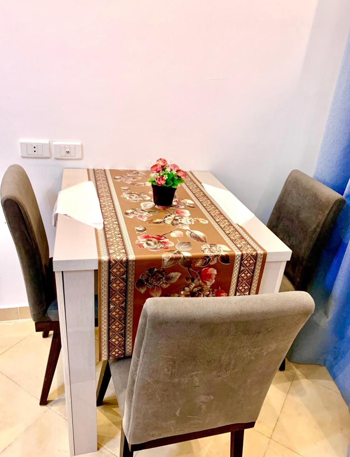 Sunny Studio With 3 Swimming Pools Florenza Hurghada Ngoại thất bức ảnh