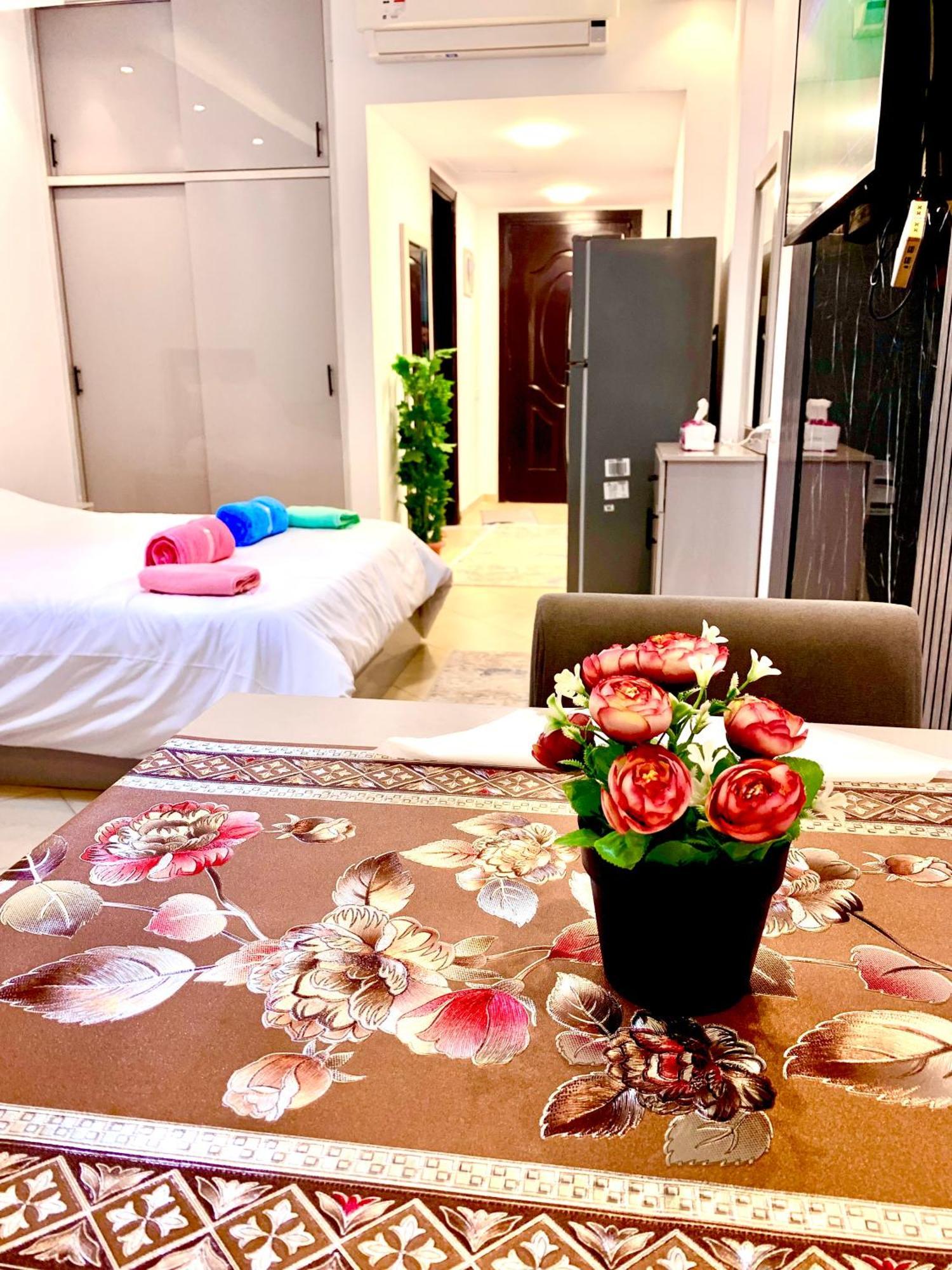 Sunny Studio With 3 Swimming Pools Florenza Hurghada Ngoại thất bức ảnh